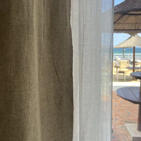 호텔 La Potiniere 히에레