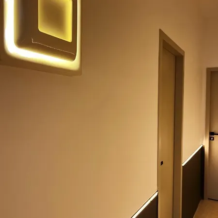 Hotell La Potiniere Hyères