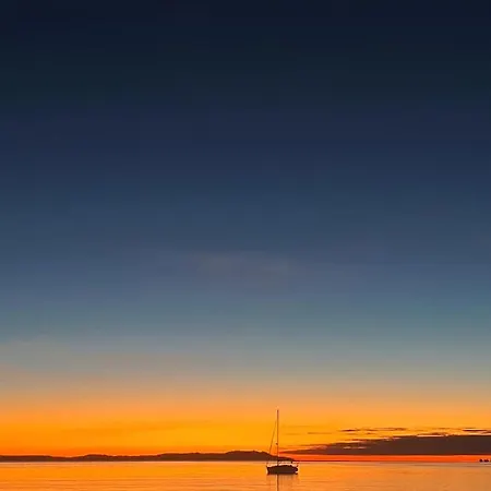 Отель La Potiniere Йер